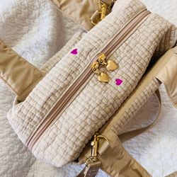 Mサイズ　miniheart 2wayマザーズバッグ　ショルダーバッグ　ボストンバッグ　ヌビ　刺繍　ヌビバッグ　ハート 2枚目の画像