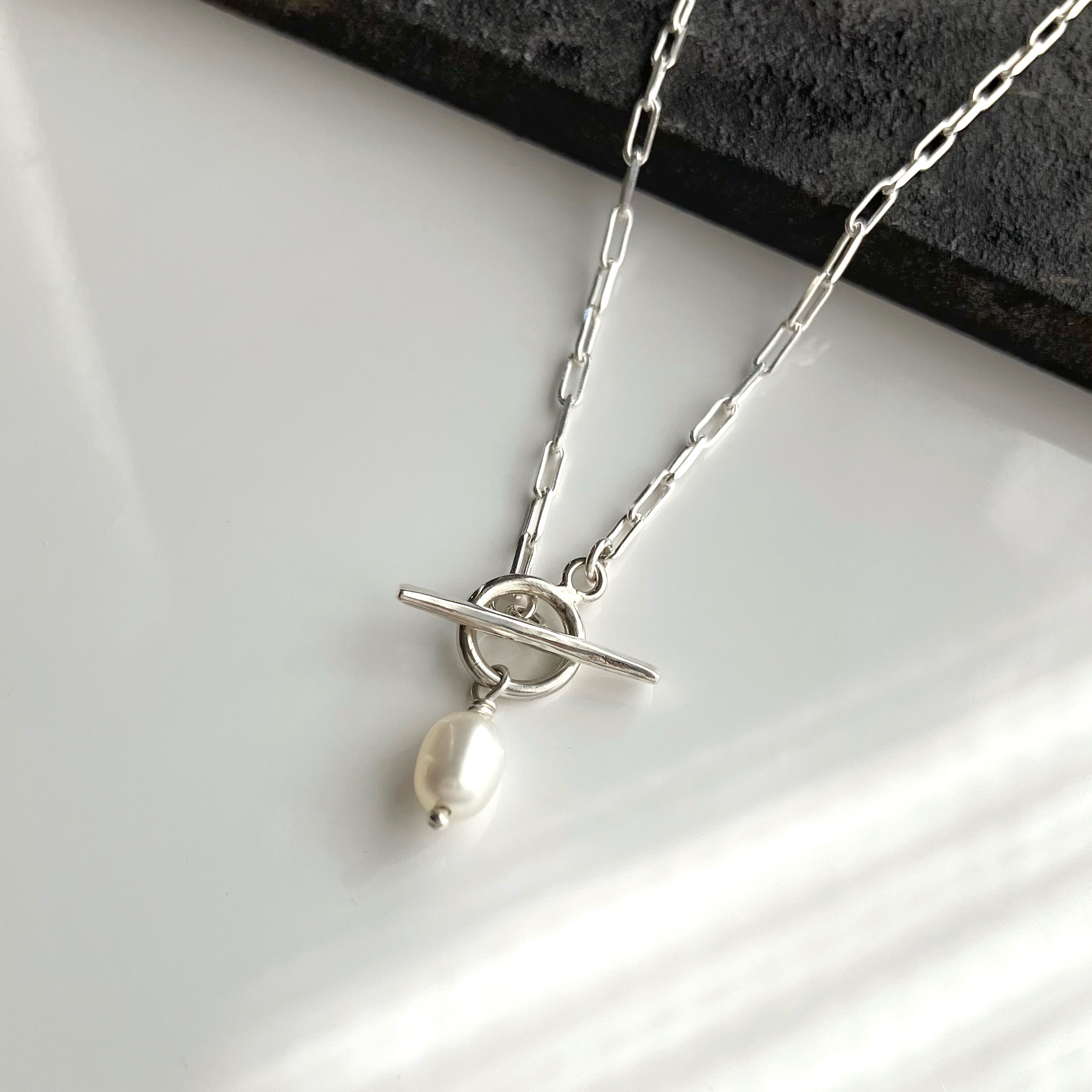 silver925  淡水パールと小さめマンテル　チェーンネックレス　シンプル