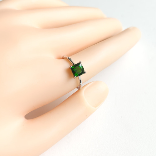 トップクオリティ 宝石品質天然本水晶 精緻なカット 魔眼 S925リング 調節可 楽天市場】【数量限定】【高品質】天然レインボー水晶 アイリス