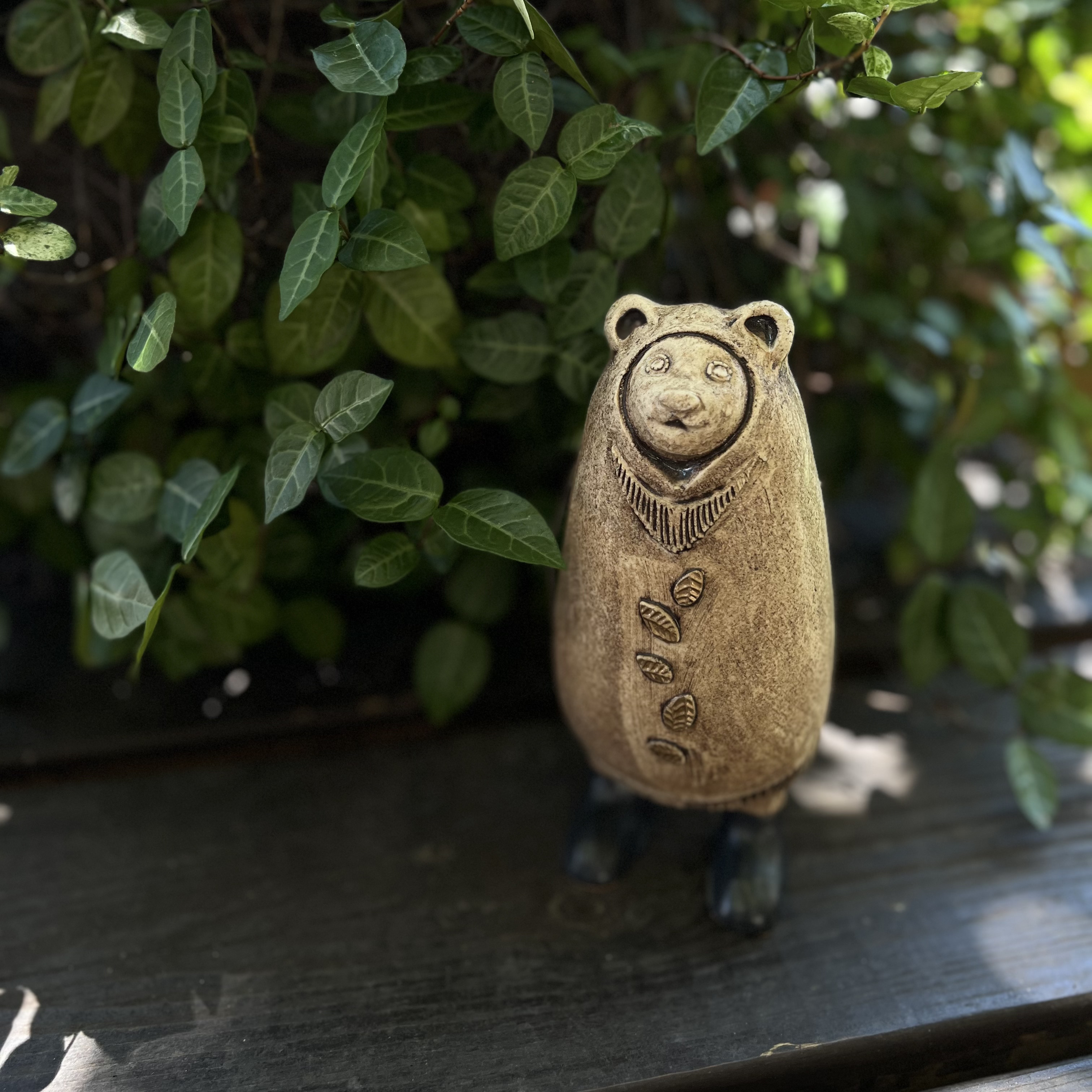 不思議な国の住人・クマくん　／　陶人形オブジェ／一点モノ