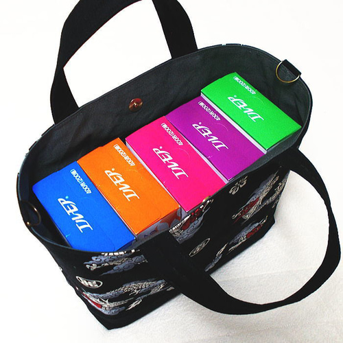 和柄横長トートバッグ 龍神 竜 龍 A4サイズ入ります マチ大きめ Dカン