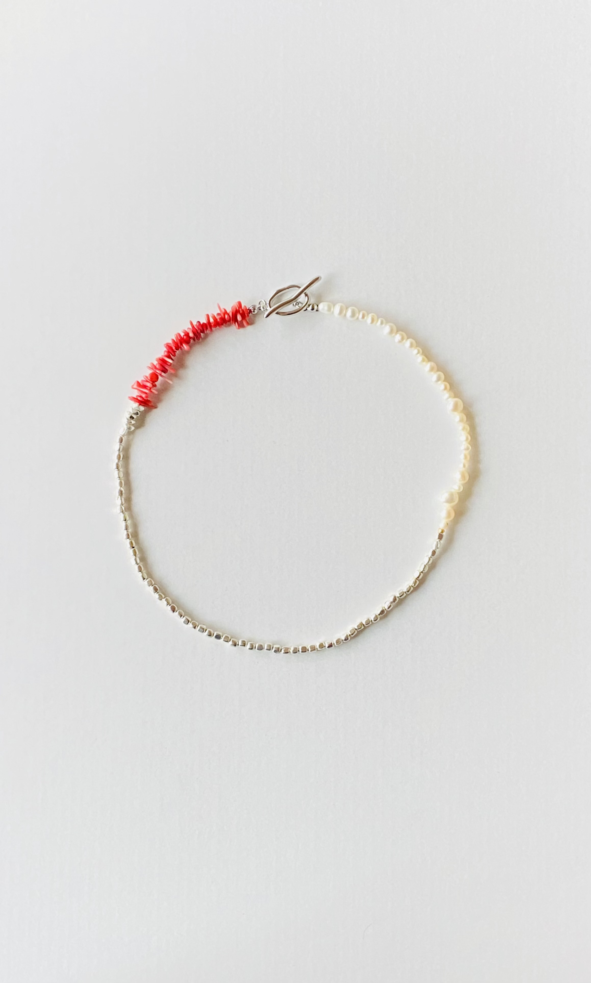 珊瑚×淡水パール×希少ハンドメイドのカレンシルバーのマンテルネックレス　※1点もの