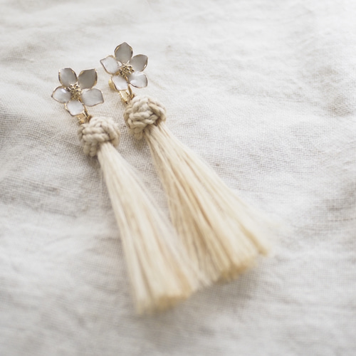 精麻の耳飾り＂開けわたし＂…イヤリング サイズ大 イヤリング