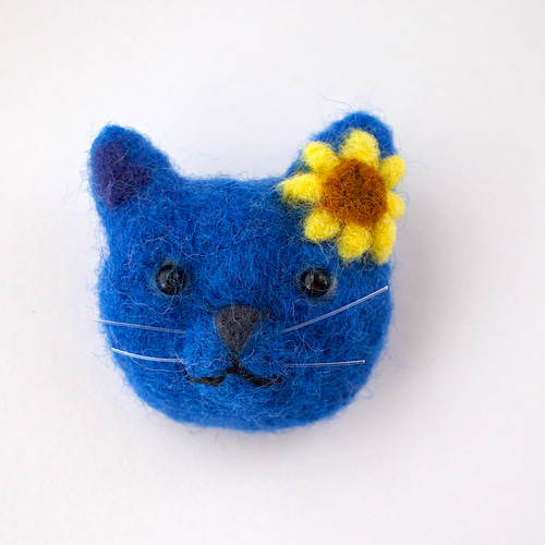 羊毛フェルト ハンドメイド猫のブローチ 青い猫 ひまわり かわいい