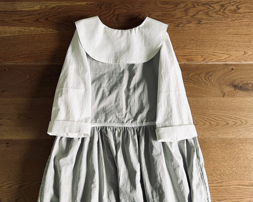 たっぷりギャザー⚮̈エプロンワンピース⚮̈ウェザークロス⚮̈7色から