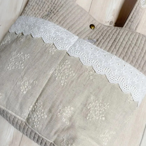 ナチュラルな刺繍生地とヌビのトートバッグ トートバッグ cat and mint