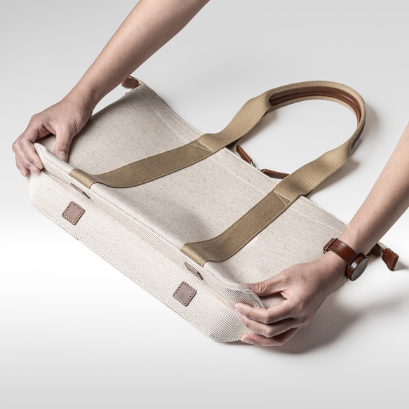 倉敷の綿麻帆布とヌメ革で仕立てた 丈夫で軽量なトートA4 ＜生成り ecru＞ ▶︎ 日本製