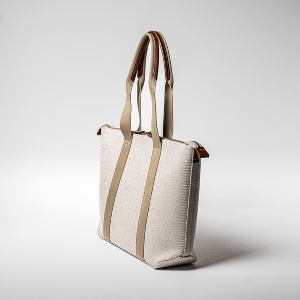 倉敷の綿麻帆布とヌメ革で仕立てた 丈夫で軽量なトートA4 ＜生成り ecru＞ ▶︎ 日本製