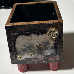 モルタル造形切り株と小人の楽園大幅値下げ致しましたご検討ください