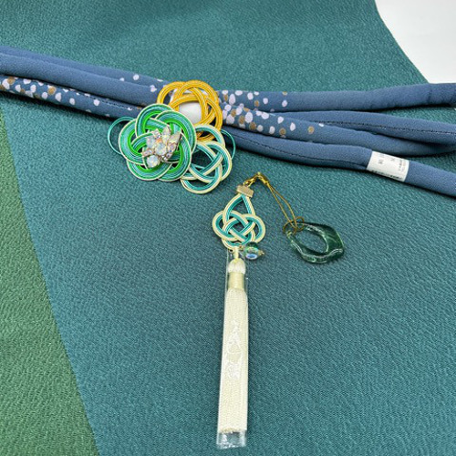 6975正絹・縮緬帯揚げ＆豪華帯留め・根付・絹帯締め 和装小物 和装小物  