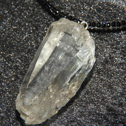 素晴らしい結晶！揺るがない№1！ガネーシュヒマール産のヒマラヤ水晶