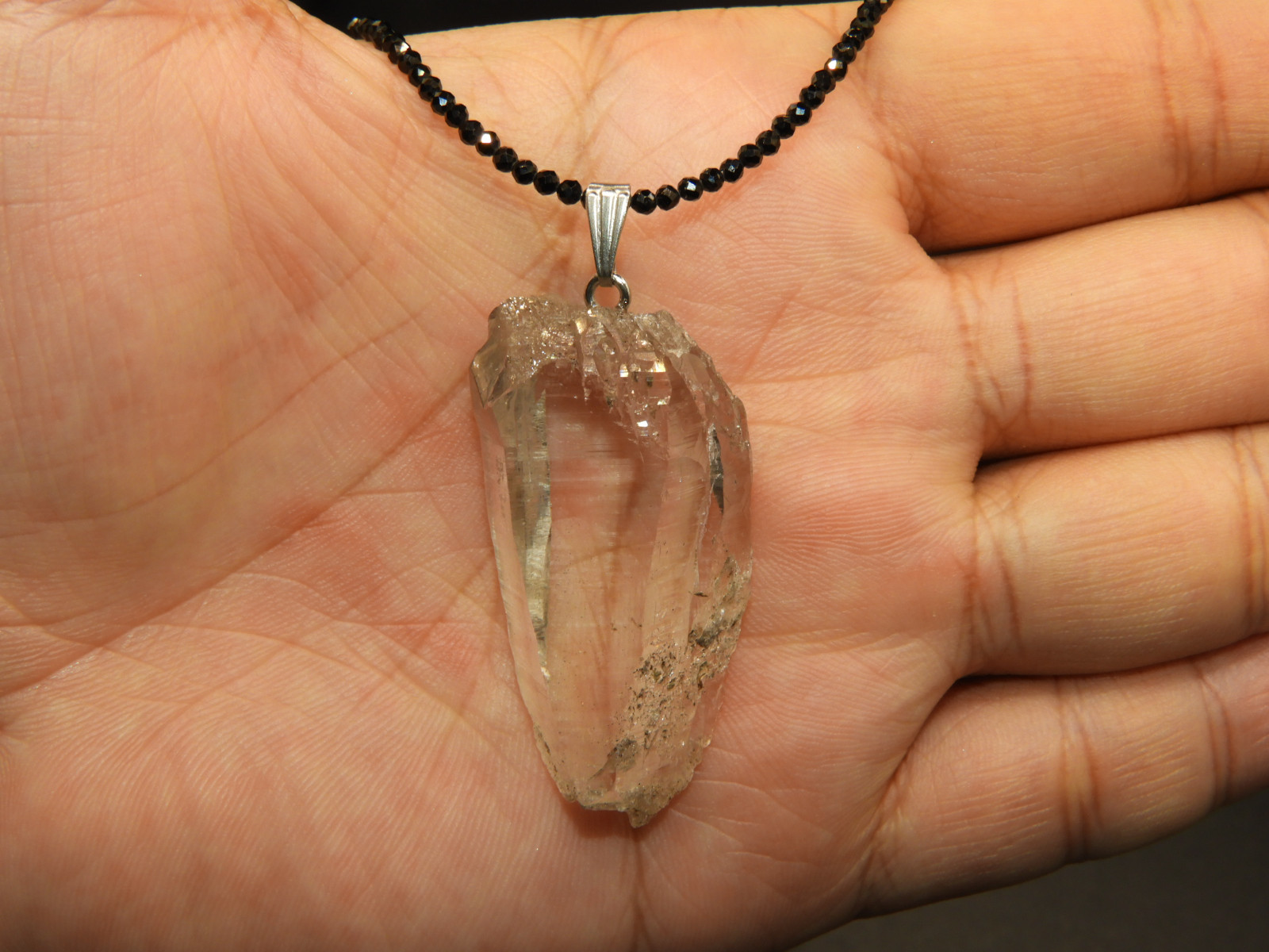 素晴らしい結晶！揺るがない№１！ガネーシュヒマール産のヒマラヤ水晶ペンダント！メイドインジャパン！天然石　ヒマラヤ６７