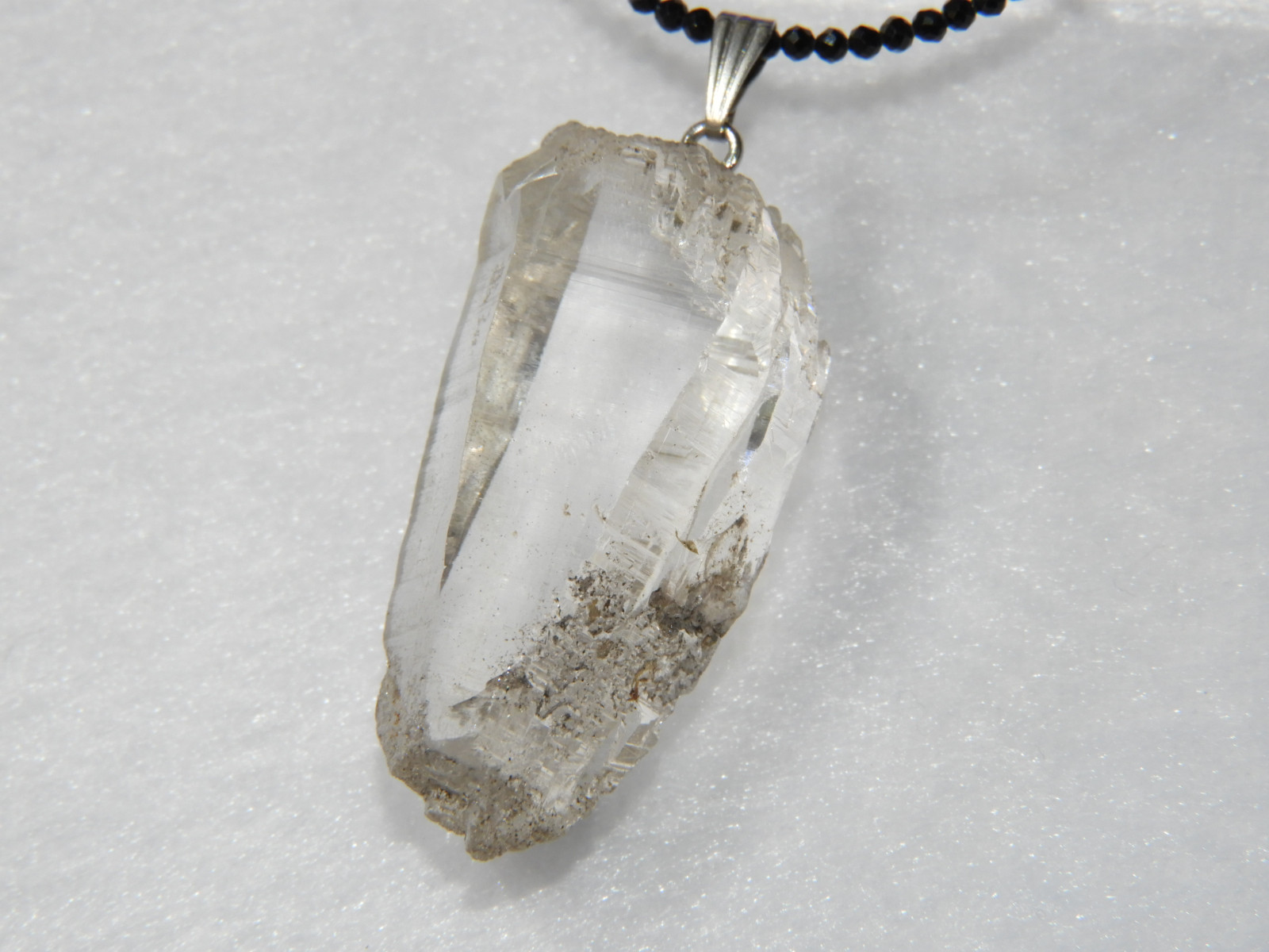素晴らしい結晶！揺るがない№１！ガネーシュヒマール産のヒマラヤ水晶ペンダント！メイドインジャパン！天然石　ヒマラヤ６７