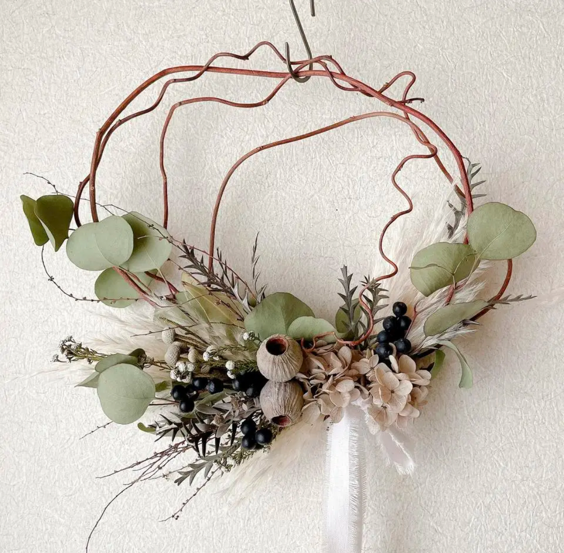 ドライフラワーのリース ユーカリ ベルガムナッツ スワッグ riisi 通販  