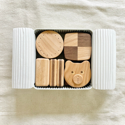 木のクッキー缶 -白くま- 】001 おもちゃ・人形 mokkō mugi 通販