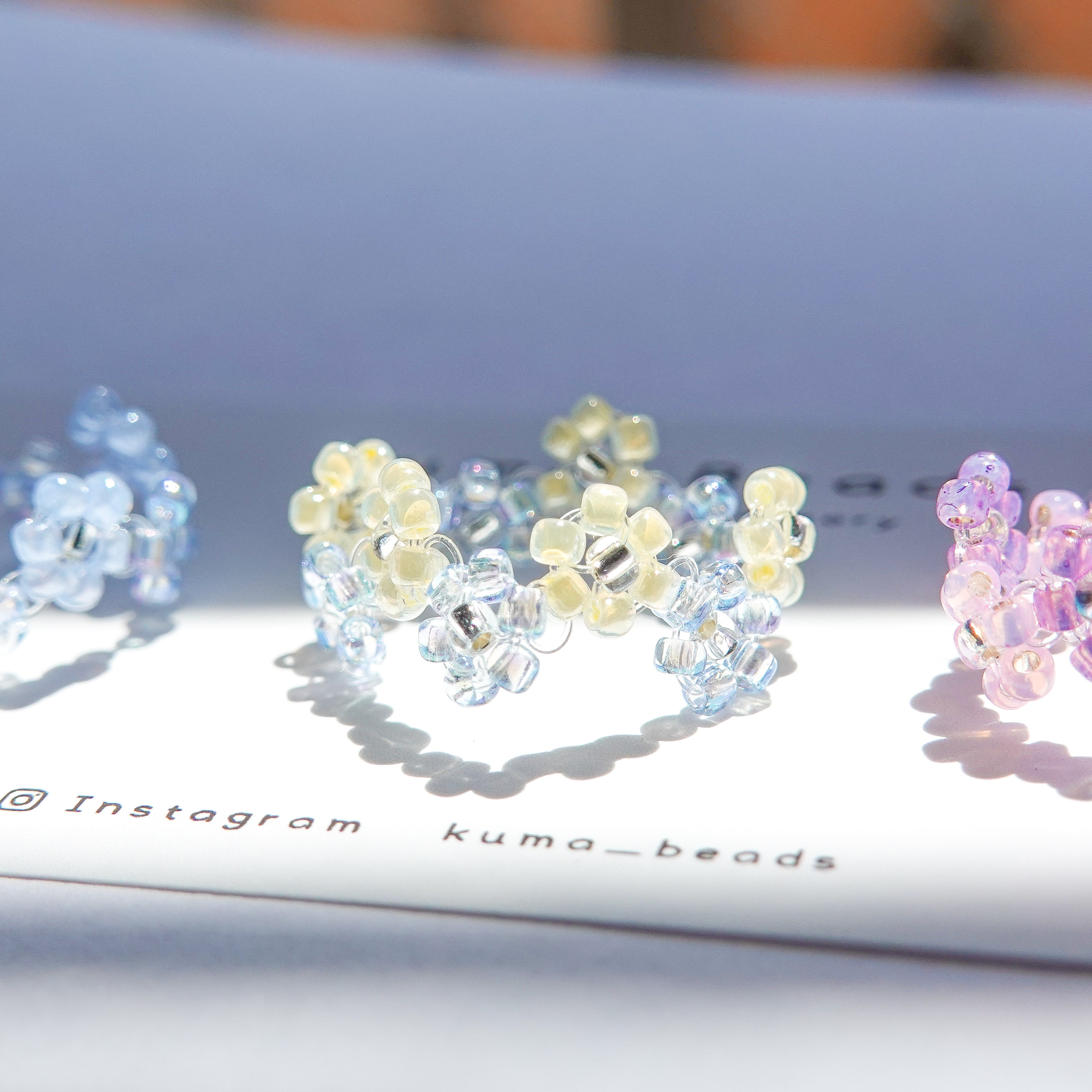 Ru.アクセサリーkumiさま ジグザグフラワーのリング 青と黄色 指輪・リング kuma beads