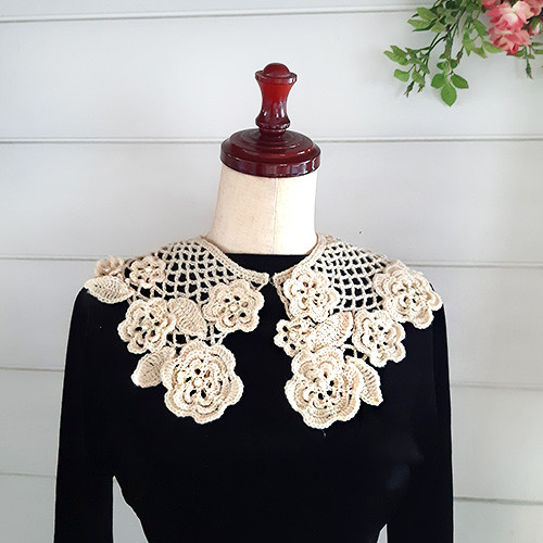 花モチーフ　付け襟