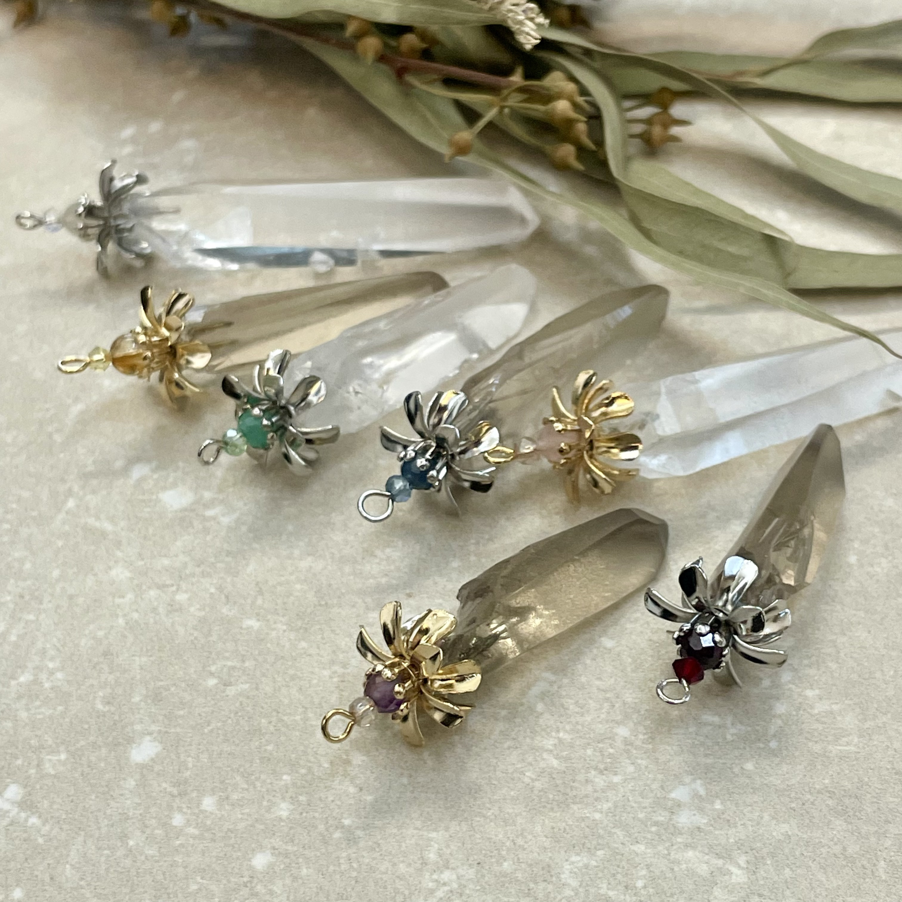 誕生石を添えて〜レムリアンシード 水晶 ペンデュラム ネックレス 7月