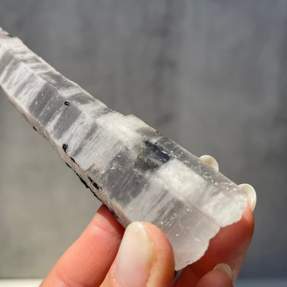 【内モンゴル産 クォーツ】② 水晶 鉱物 天然石 人気・おすすめ｜省スペース設計・旅行向けにおすすめ 公式 プライバシー配送 日本発送・保証書付き商品