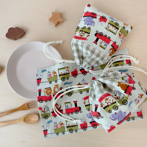 カラフルアニマル☆ライオン ランチョンマット お弁当袋 コップ