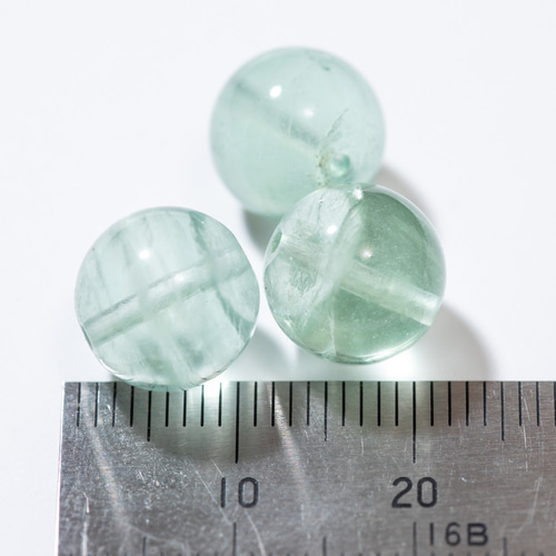 グリーンフローライト 蛍石 (ほたるいし) 天然の薄緑 天然石