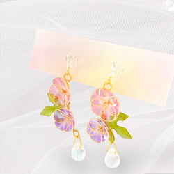 蓮の花フラワーイヤリング(ピアス) レジン ワイヤー お花 蓮華
