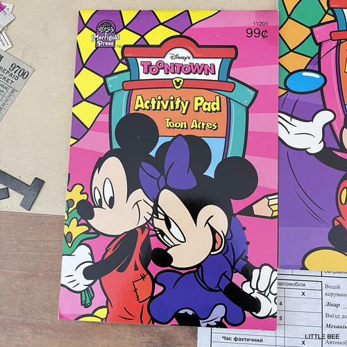174・1995年 ディズニー activity pad2冊セット 未使用品 174・1995年 ディズニー activity pad2冊セット 未使用品