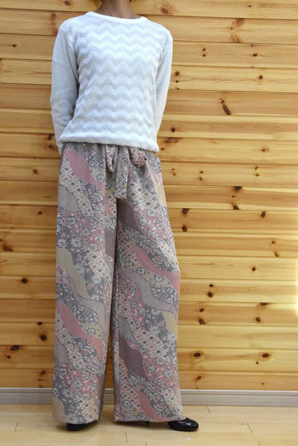 着物リメイクもんぺ【咲】正絹 ハンドメイド ワイドパンツ 着物リメイクもんぺ【咲】正絹 ハンドメイド ワイドパンツΩ