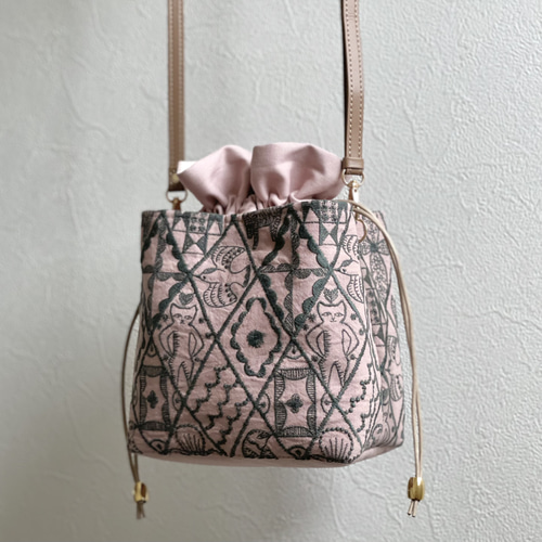 ⚮̈ミナペルホネン symphony pink ネリオバッグ あおり巾着バッグ 