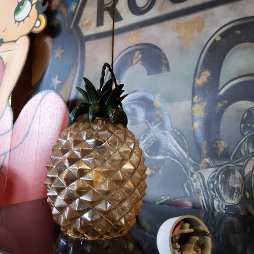 パイナップル型のペンダントランプ シーリングライト アクセサリー
