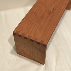 ブラックチェリー無垢材コの字ラック二段 3枚目の画像