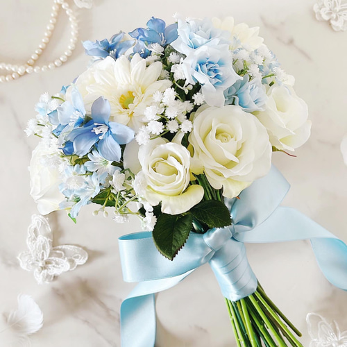 ガーベラ＆ローズのブーケ ブルー ホワイト ウエディングブーケ