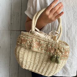 美品　大きめ　ビジュー　リボン　ビーズ　刺繍　カゴバッグ　インポート　大きめ 05f54c67d3527ce5c7e8902384912f