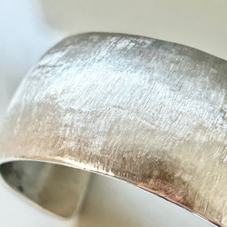 バングル「curb」 levin inward bend 4枚目の画像