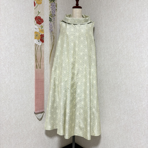 白大島紬のロールカラーAラインワンピース 雨乞鳥 ワンピース Lotus  