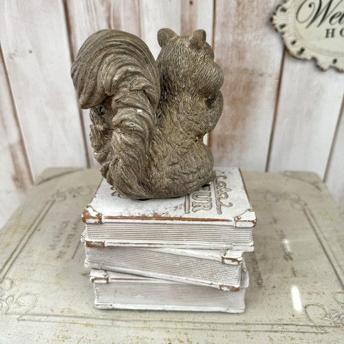 **巻きレース風の木製オブジェ** アンティークレース風 ギュピールレース 刺繍レース テーブル