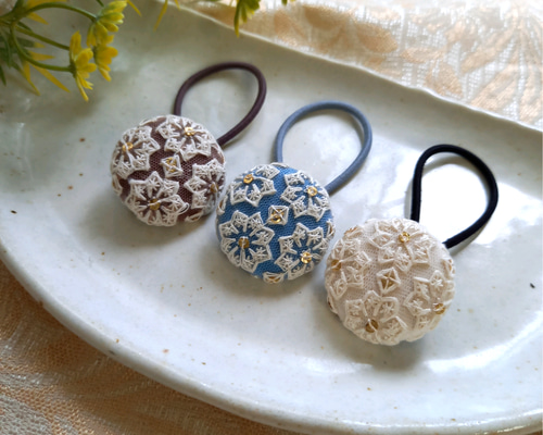 インド刺繍 くるみボタン38㎜ ヘアゴム 2個セット Q インド刺繍 くるみボタン38㎜ ヘアゴム 2個セット I