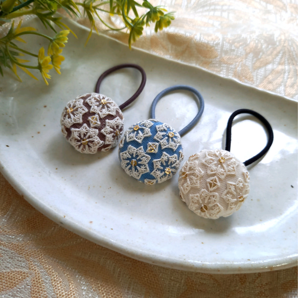 国産ヘアゴム使用】インド刺繍リボンのくるみボタンヘアゴム No.3 