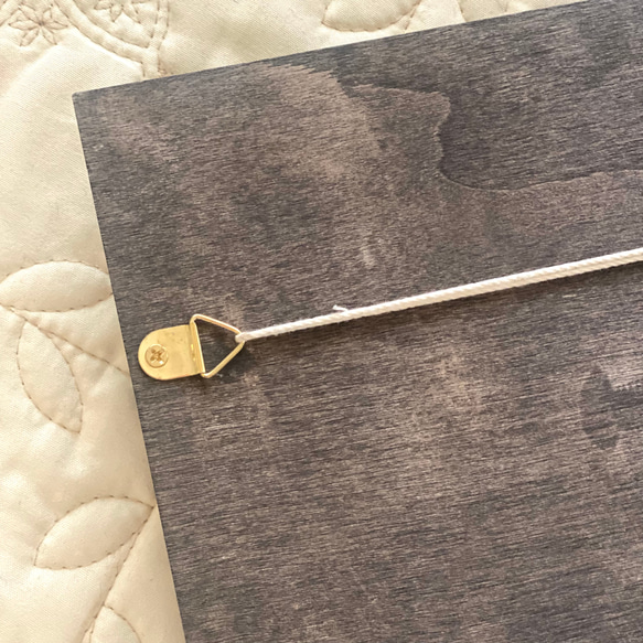 うさぎさんの想い〈毛糸 刺繍糸 アート 壁掛け 絵 インテリア うさぎ ウサギ アニマル 動物〉 刺繍糸 インテリア うさぎ ウサギ アニマル