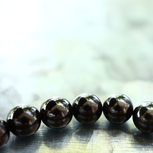 ☆漆黒の守護石☆ブラックアイアンスギライト：7ミリ☆…☆天然石