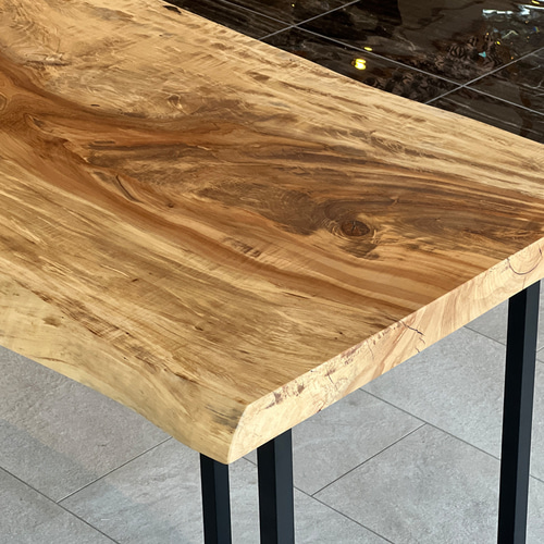 ダイニングテーブル 栃 トチ 一枚板 ウレタン塗装 幅180cm 81cm