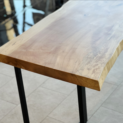 ダイニングテーブル 栃 トチ 一枚板 ウレタン塗装 幅180cm 73cm 高さ