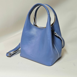 新作日本製　お出かけに最適なサイズ感でマルチに活躍する姫路レザーの トートバッグ Poco=ポコ　選べる13色　 3枚目の画像