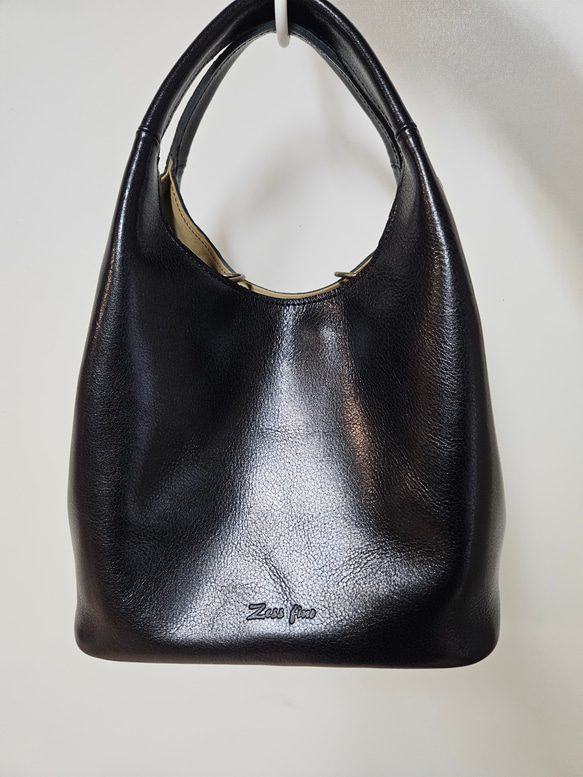 新作日本製　お出かけに最適なサイズ感でマルチに活躍する姫路レザーの トートバッグ Poco=ポコ　選べる13色　 10枚目の画像