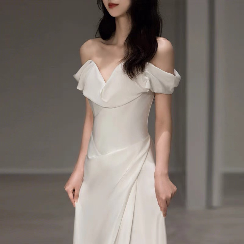 オフショルダー サテン スリット 二次会 前撮り ウェディングドレス（WD242234）