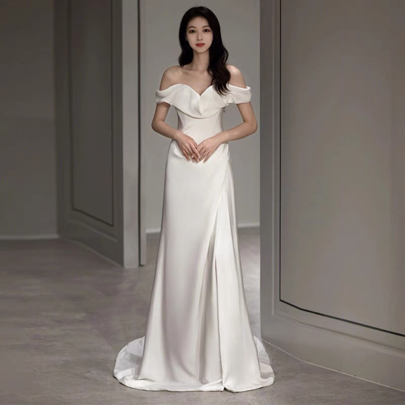 オフショルダー サテン スリット 二次会 前撮り ウェディングドレス（WD242234）