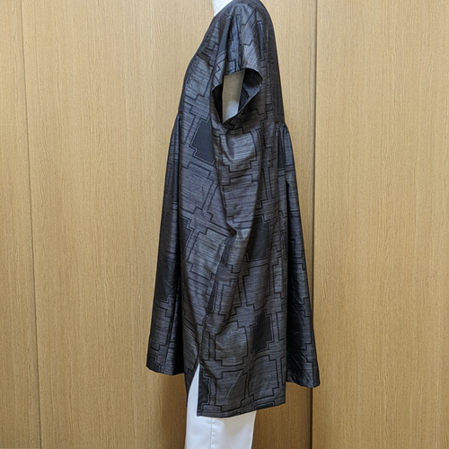 SOLD 着物リメイク チュニック 大島紬 FREE SIZE チュニック SOLD 着物リメイク チュニック 大島紬 FREE SIZE チュニック