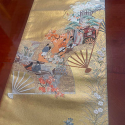 2643 豪華刺繍の袋帯で作った正絹テーブルランナー 海外へのお土産に