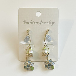 ハンドメイドイヤリング　ピアス ハンドメイド ピアス イヤリング No.85 水玉 - メルカリ