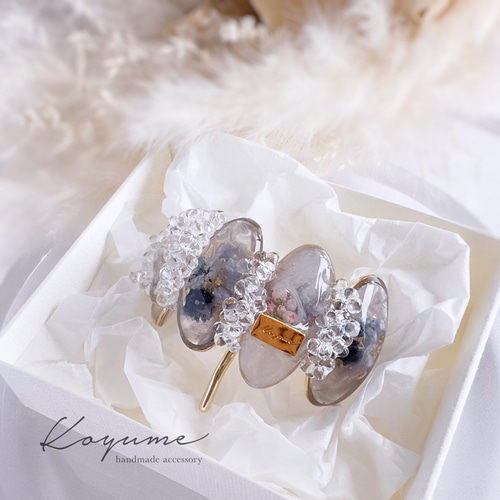 【1374】レジン　雪の結晶　ヘアゴム　ポニーフック　ブロ―チ　ハンドメイド 1374】レジン 雪の結晶 ヘアゴム ポニーフック ブロ―チ ハンドメイド